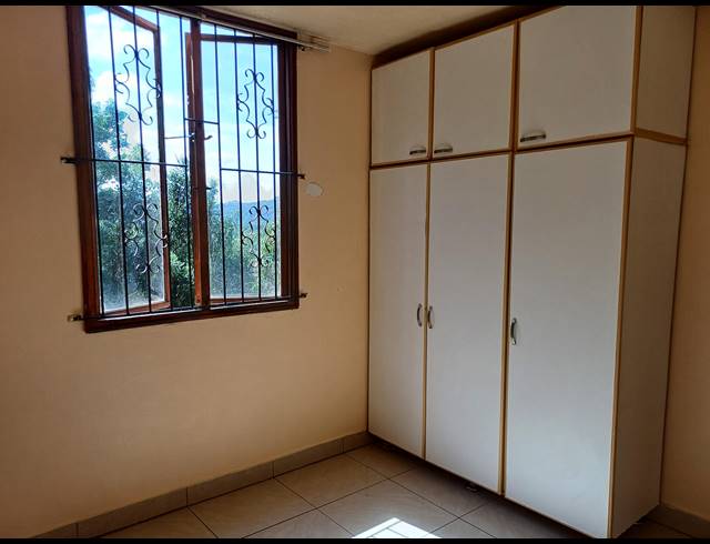 2 BEDROOM APARTMENT TO LET IN BELLAIR
